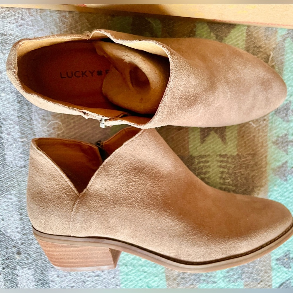 Lucky Brand Tan Suede Ankle Boots– NWT
